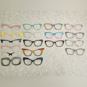 Lot of 18 Pair Toppers - Wanda